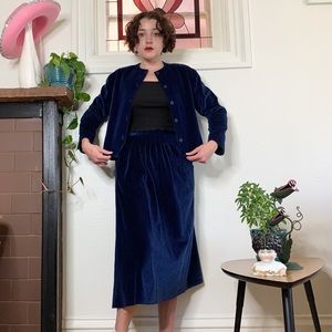 Vintage 1970s Geoffrey Beene Beenebag 2pc Velvet Skirt Suit